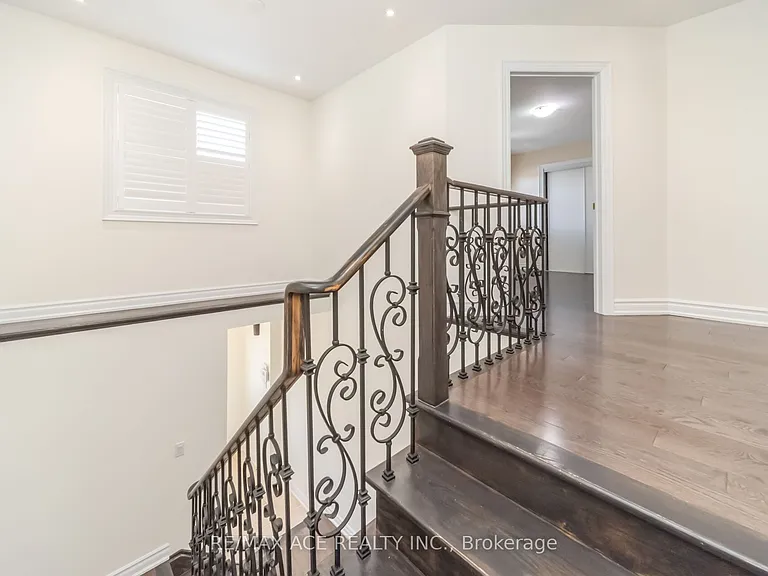 86 Treasure Dr #MAIN — Photo 20