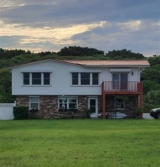 2830 Jefferson Ave — Photo 1