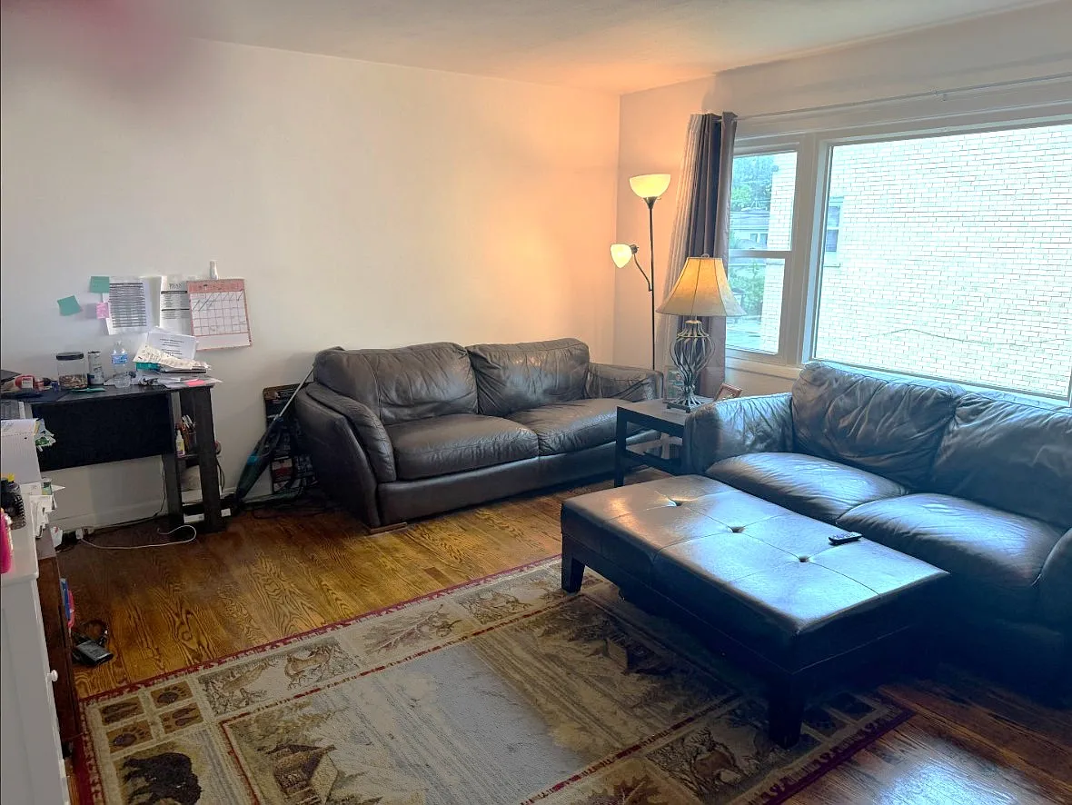 2 bed, 1000 sqft, $1,650 — Photo 1