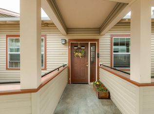 915 Mountain Meadows Cir, Ashland, OR