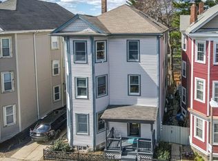 14 Haverford St #3, Jamaica Plain, MA 02130
