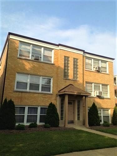 1st image of 6605 N Northwest Hwy #Top Floor