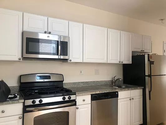 1st image of 336 Fort Washington Ave #4