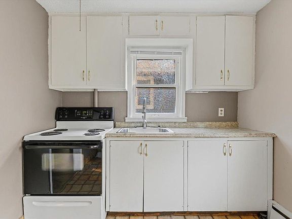 4th image of 1719 7th Ave S