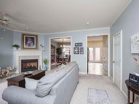 4th image of 4362 Clearwater Way