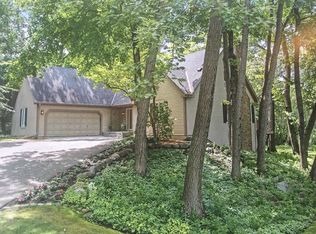 14811 Stone Rd, Wayzata, MN 55391