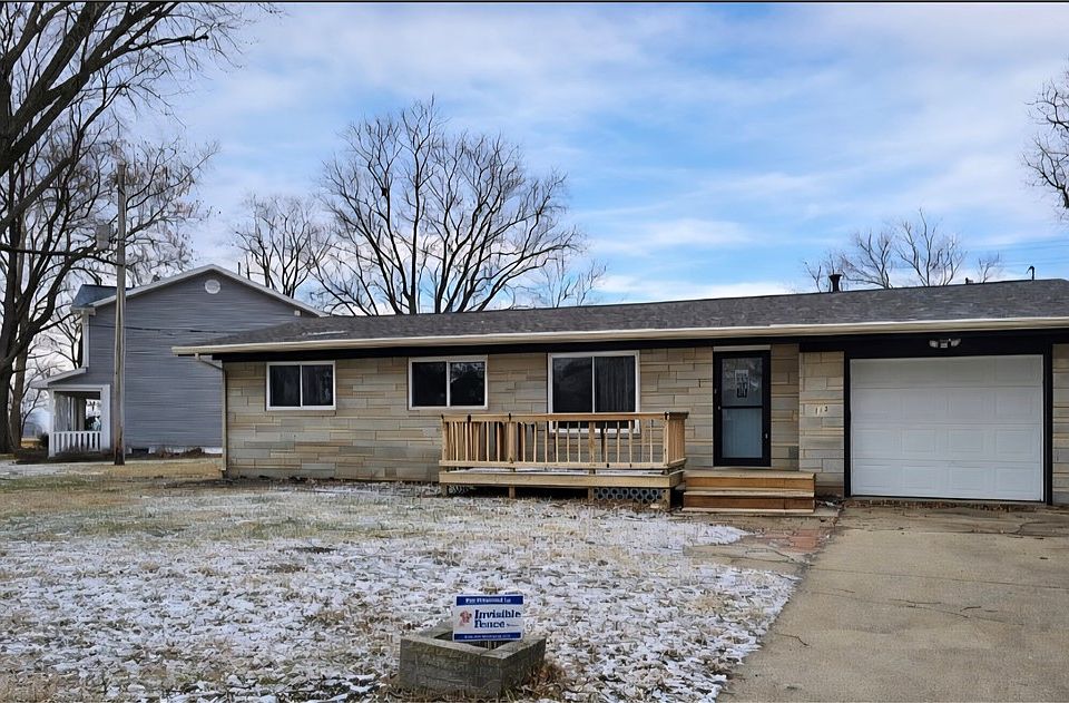 1st image of 113 Lakeview Dr