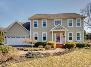 207 Tree Hill Rd, Berlin, CT 06037