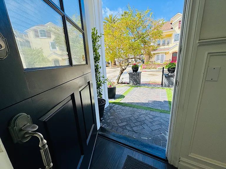200 Sapphire Ave #200 — Photo 6
