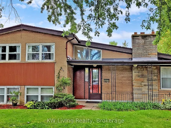 591 4th Line, Oakville, ON L6L 5B1