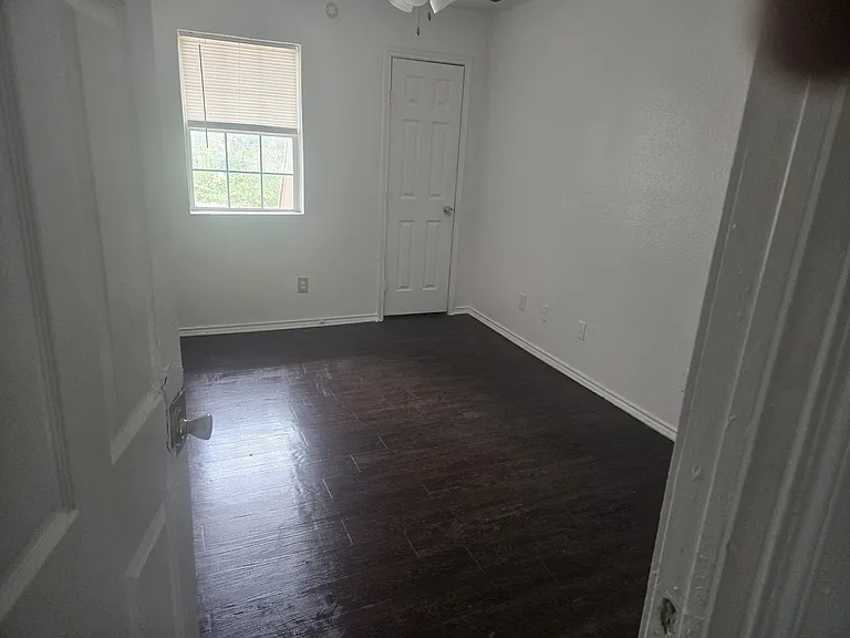 3416 Wendelkin St #202 — Photo 5