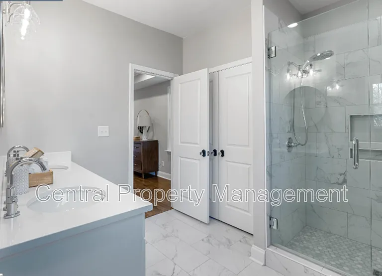 101 Sunset Dr — Photo 16