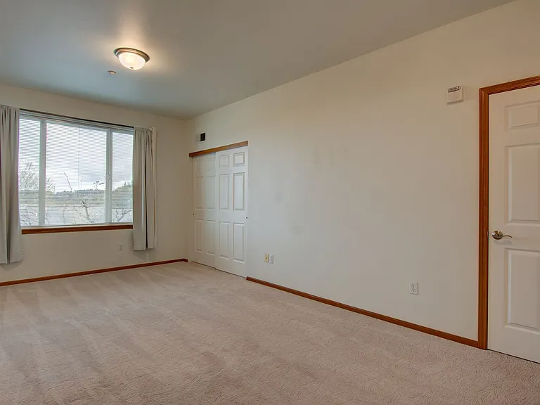 1850 SW Scenic Heights St #B102 — Photo 15