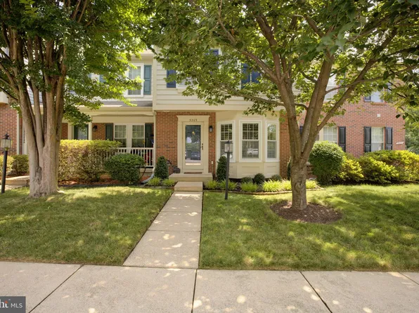 5209 Dunstable Ln, Alexandria, VA 22315