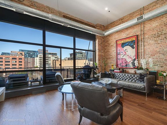 4th image of 23 N Green St Unit 501