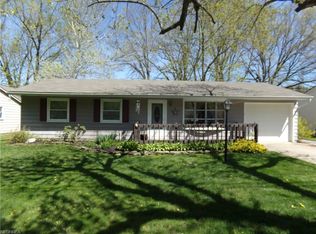 1361 Hollyview Dr, Vermilion, OH