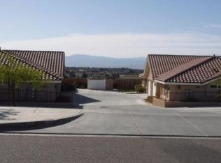 16201 Viho Rd, Apple Valley, CA 92307