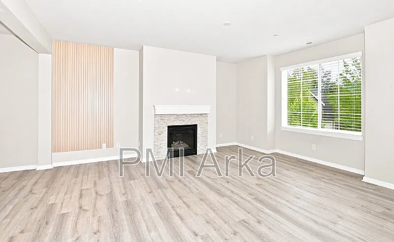 2 bed, 2.0 bath, 1101 sqft, $2,695 — Photo 4