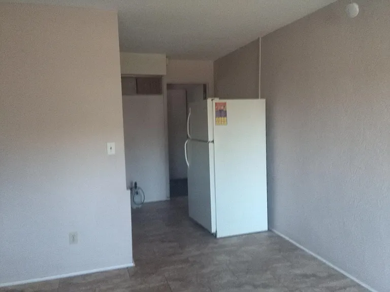 333 Orange Blossom Dr #G — Photo 6