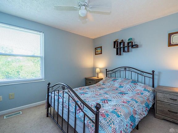 3rd image of 324 Westerly Hills Dr
