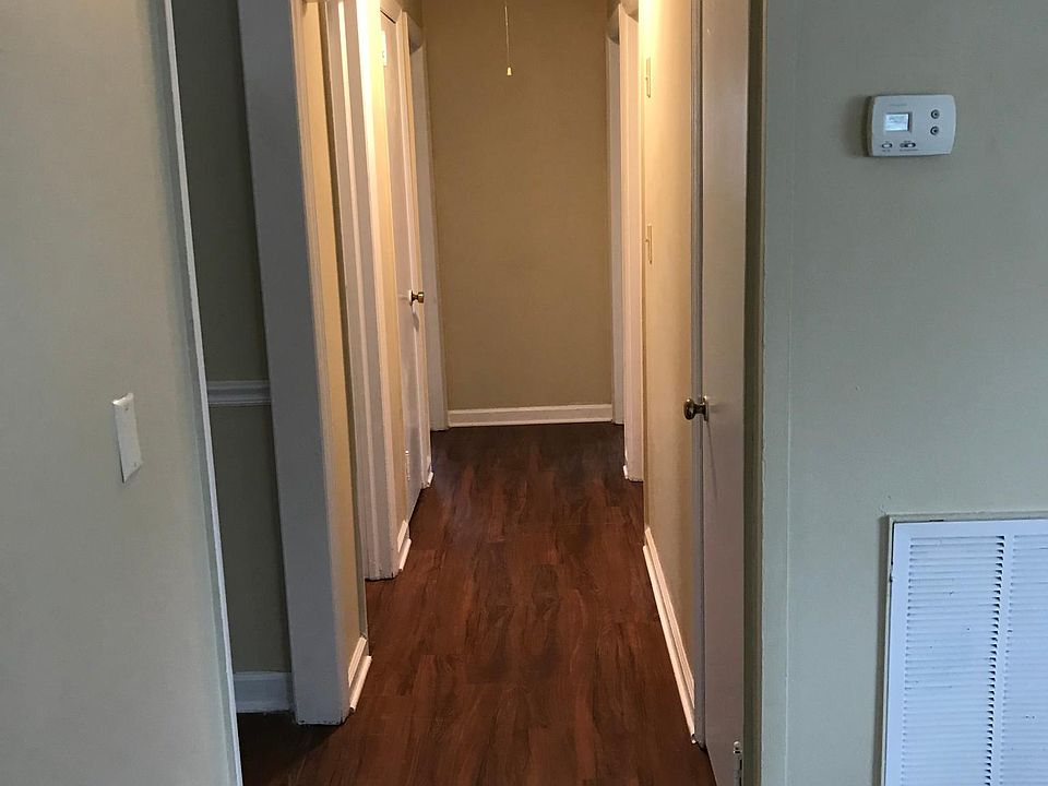 1st image of 331 Courtland Ter