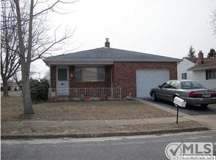 3 Santa Fe Ct, Toms River, NJ 08757