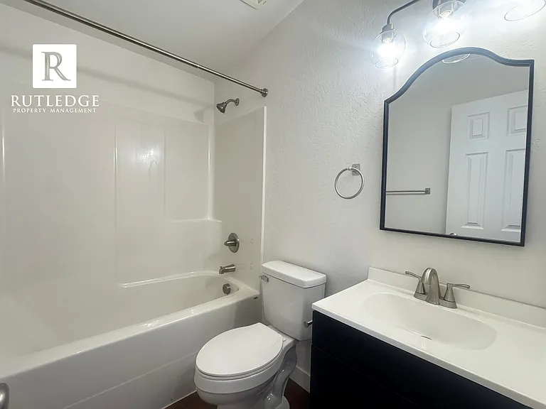 747 Dakota Ave — Photo 9