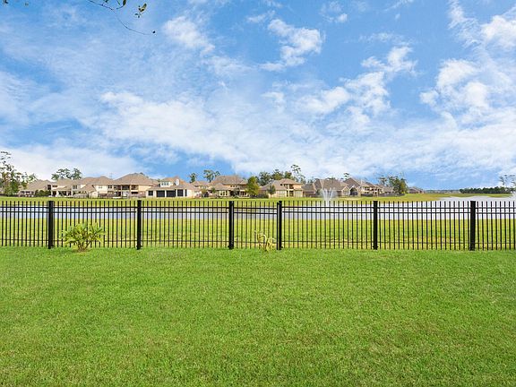 5th image of 2823 Woodland Glen Ln #1