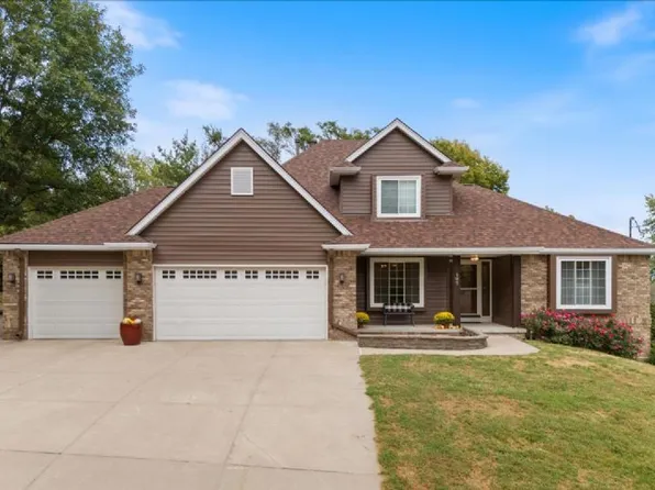 107 E Florence Ave, Glenwood, IA 51534