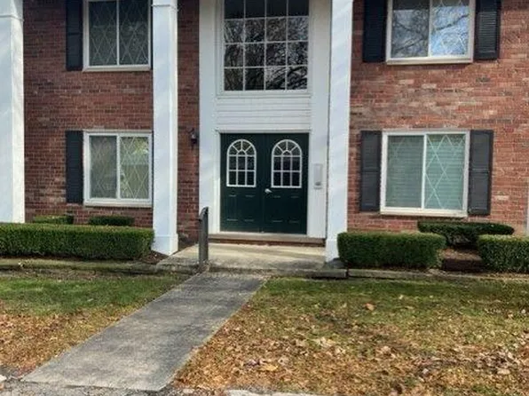 2375 Mulberry Sq APT 70, Bloomfield Hills, MI 48302