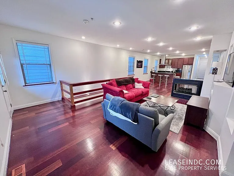 3573 Warder St NW #4 — Photo 11
