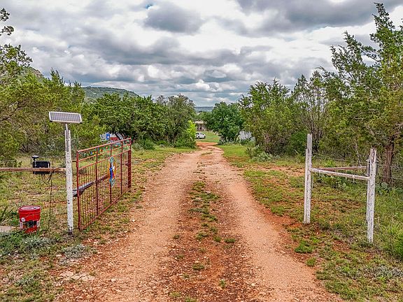 2nd image of 150 Reese Ranch