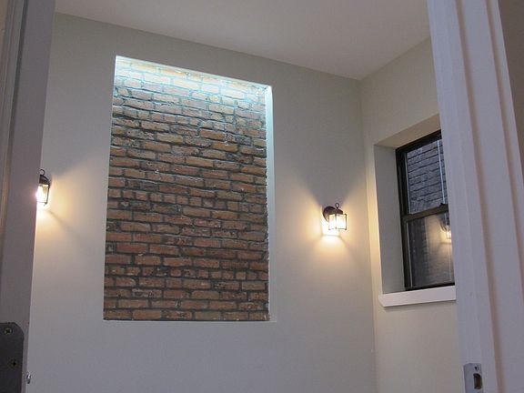3rd image of 1512 Dekalb Ave APT 2R