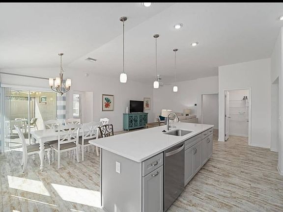 5th image of 2926 Beadle Pl