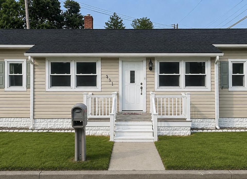1st image of 331 Jackson Ave