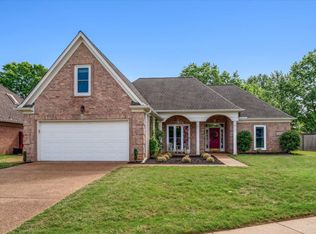 1288 Rain Hollow Cir E, Collierville, TN 38017