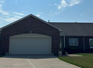 2820 Wordsworth Dr, Springfield, IL 62711