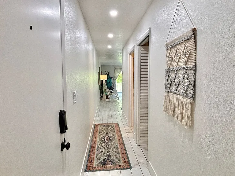419 Ocean Ave #406 — Photo 3