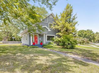 203 Haskins Rd, Bowling Green, OH 43402