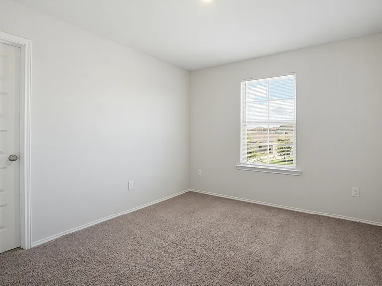 10803 Airmen Dr — Photo 25