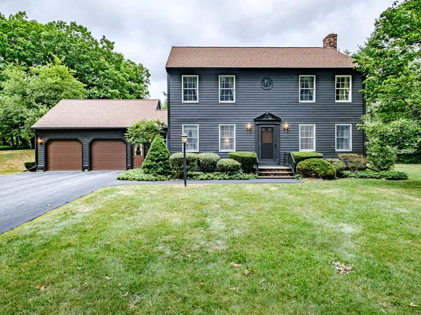 22 Horseshoe Drive, Scarborough, ME 04074