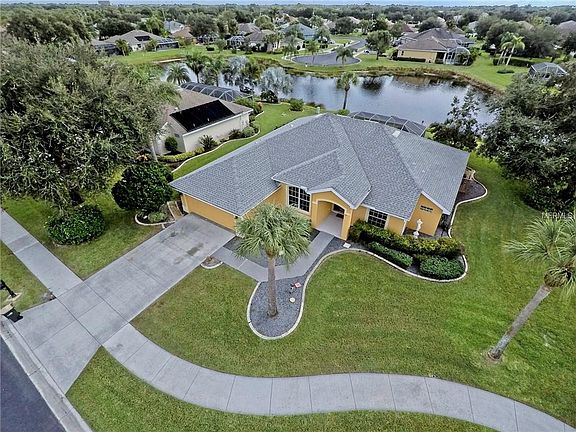 2nd image of 7035 Park Cir