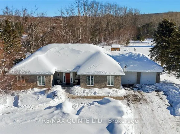 1325 County Road 40, Quinte West, ON K8V 5P4
