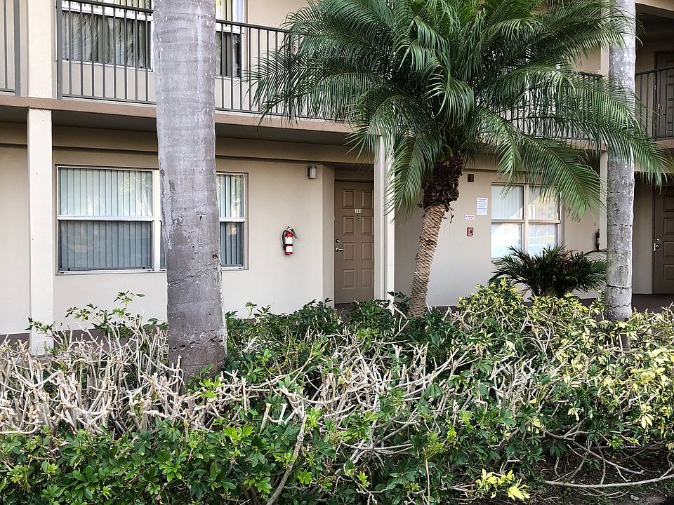 1st image of 650 SW 138th Ave APT 111J