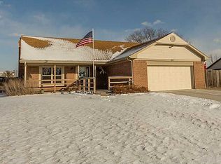 323 N Liberty Ln, Greenfield, IN 46140