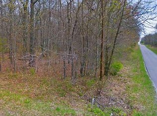 5201 Pawnee Rd, Crossville, TN 38572