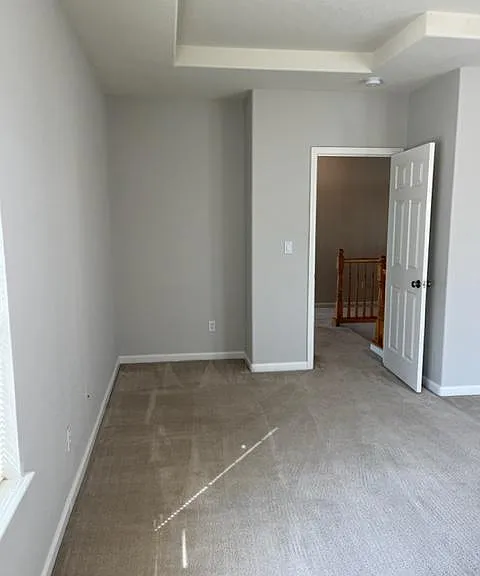 729 Wynyard Cir — Photo 23