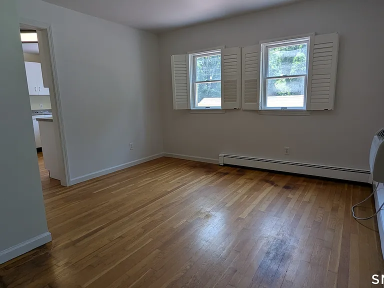 117 N Taylor Ave — Photo 9