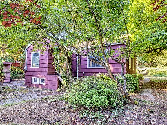2nd image of 12015 8th Avenue S