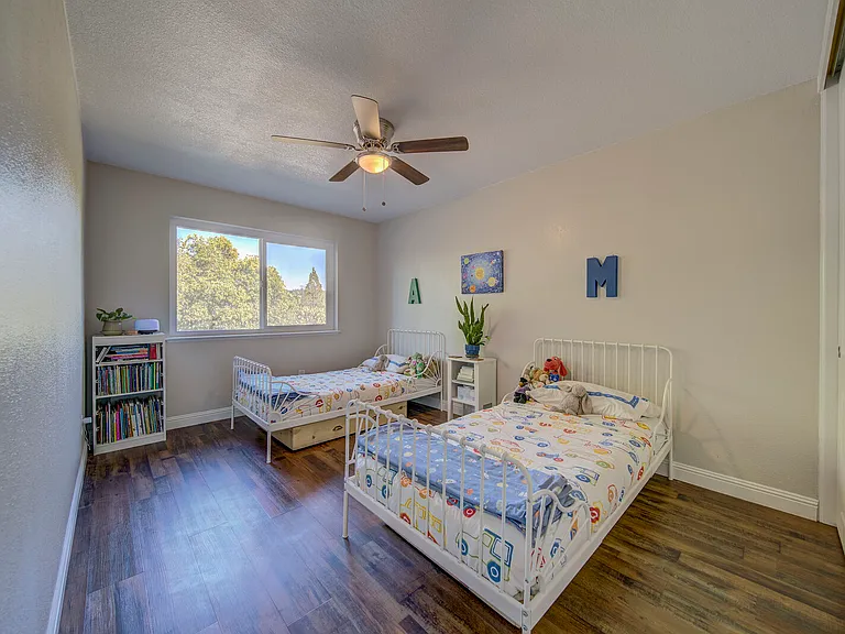 18626 Quiet Oak Pl — Photo 15